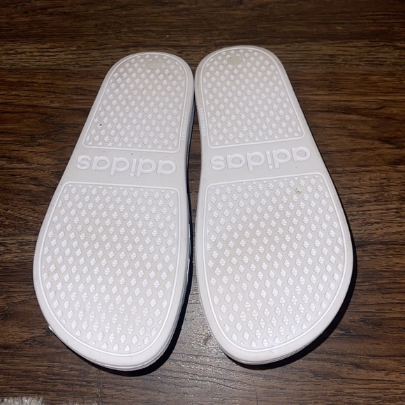 Adidas slides - Picture 2 of 3